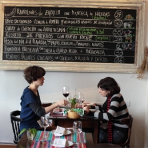 BUE: Las Pizarras or “good and cool bistrot”