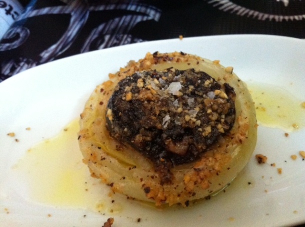 Onion stuffed with Spanish Morcilla